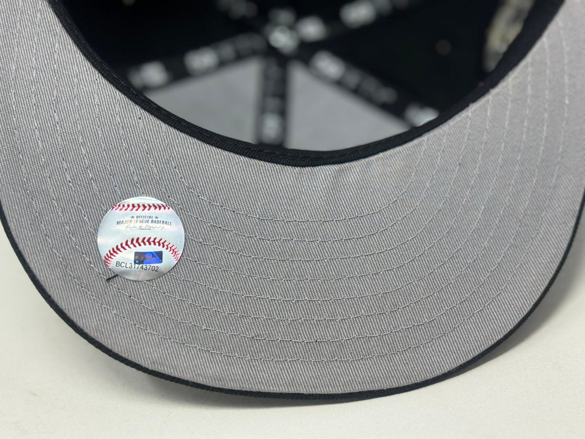 New York Yankees VS Mets Subway Series Fitted Hat-Black Metallic Gold