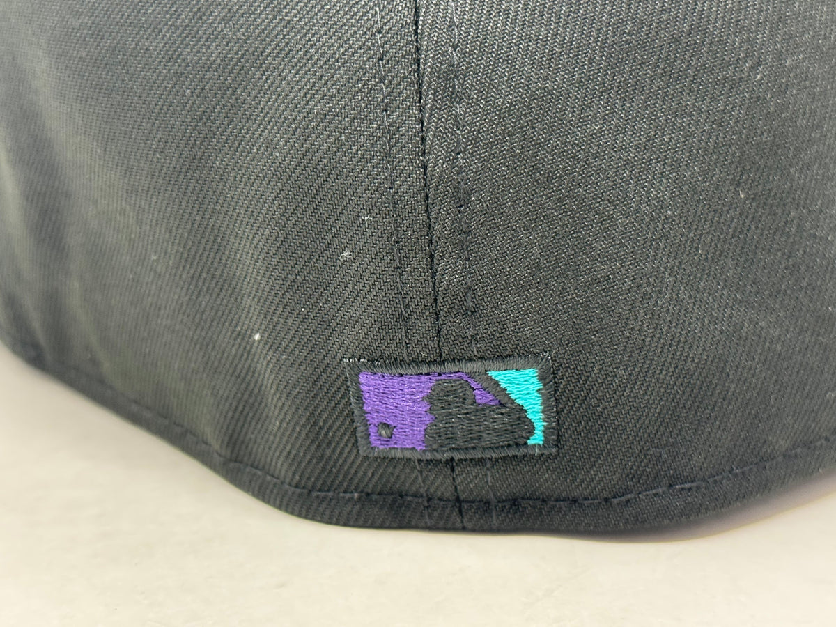 Twins 10th Anniversary Fitted