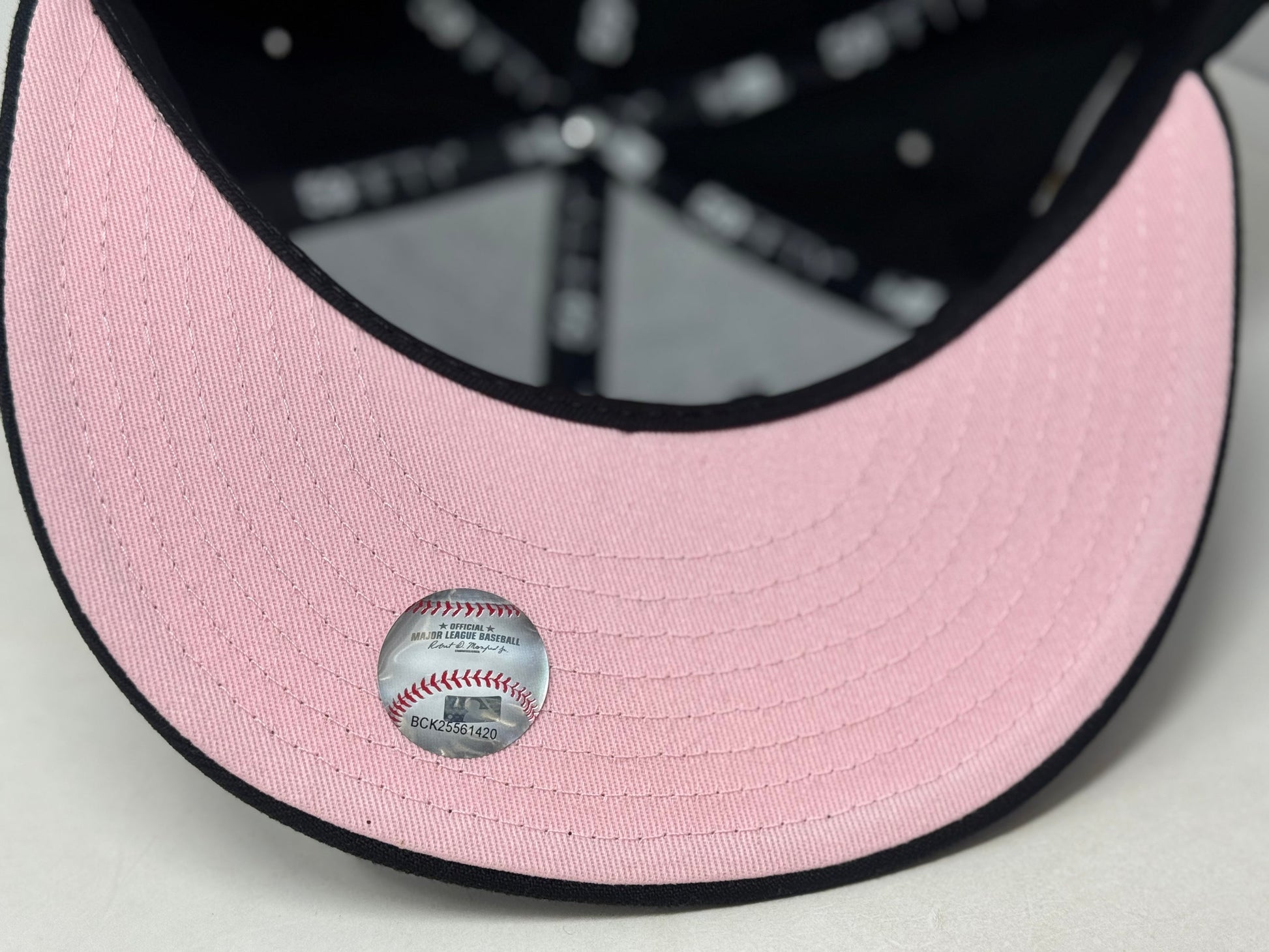 Houston Astros 2005 World Series Black pink Brim New Era Fitted Hat