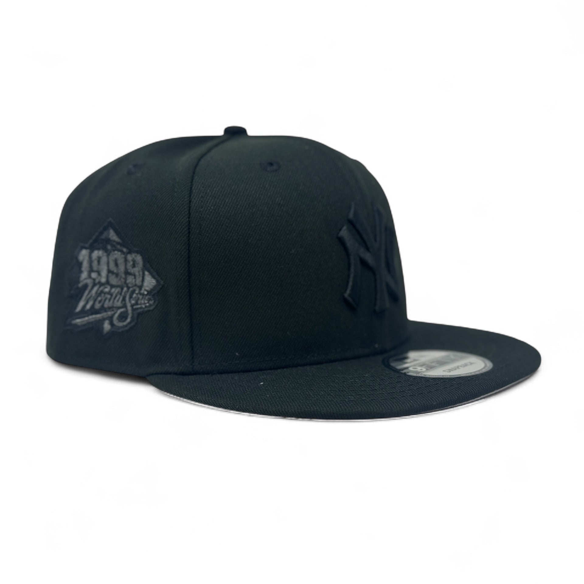 Yankees Tonal Black Snapback
