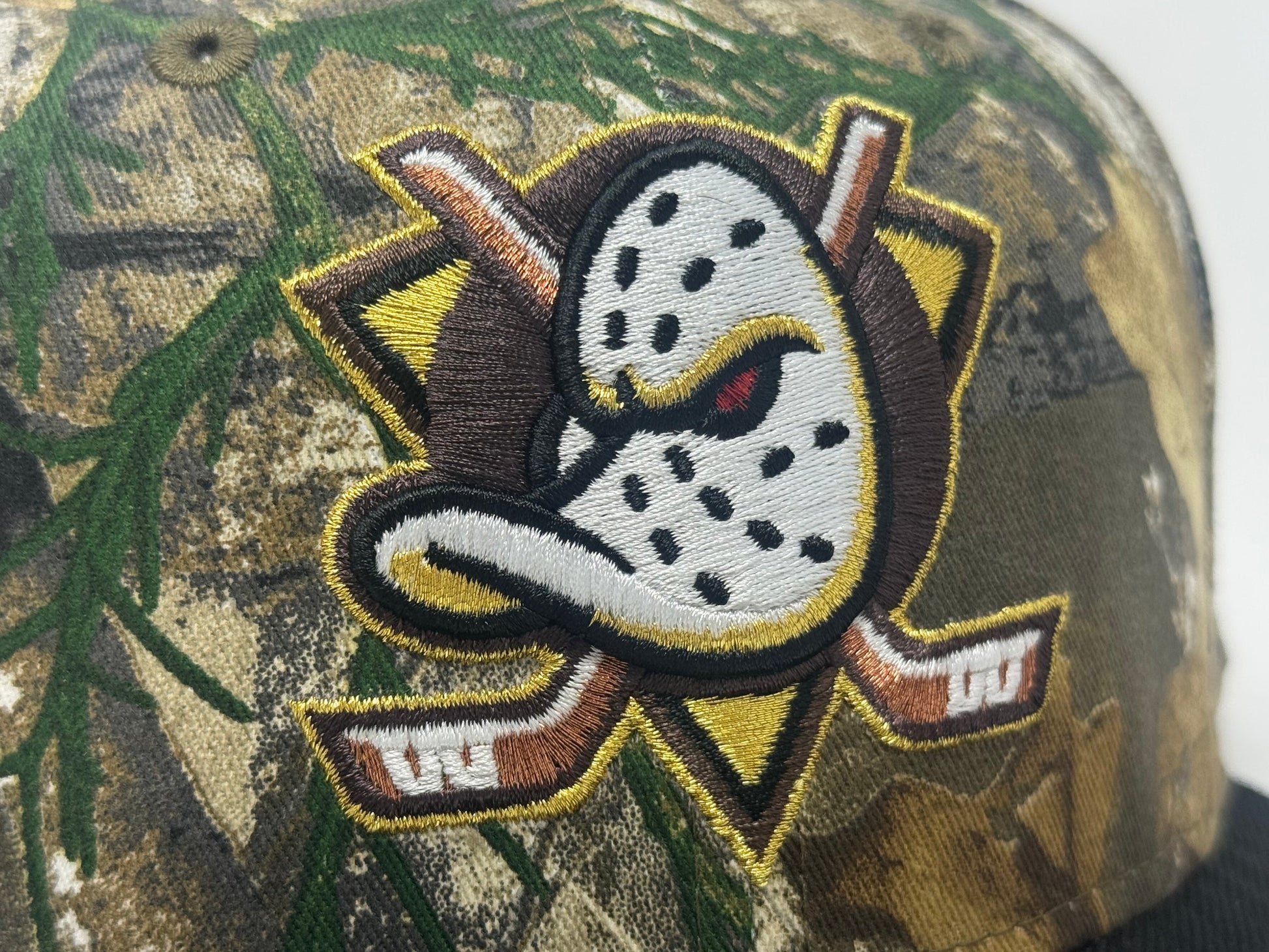 Anaheim Ducks Stanley Cup Champions Fitted Hats-Real Tree Black