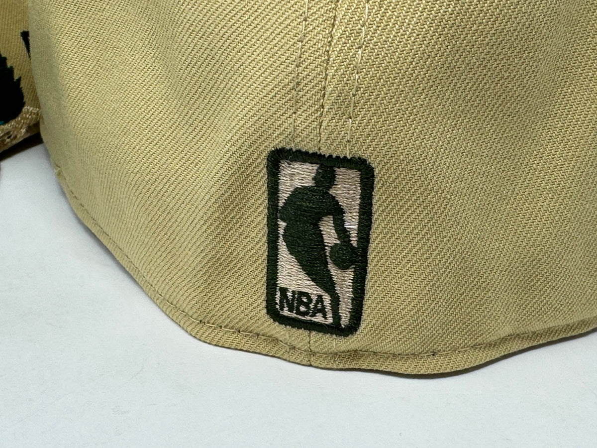 Milwaukee Bucks Mountain Pack 5950 New Era Fitted Hat