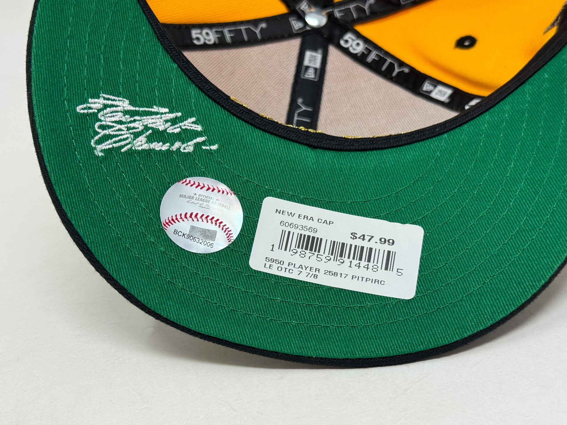 Pittsburgh Pirates Roberto Clemente Signature Series A Frame Fitted Hat