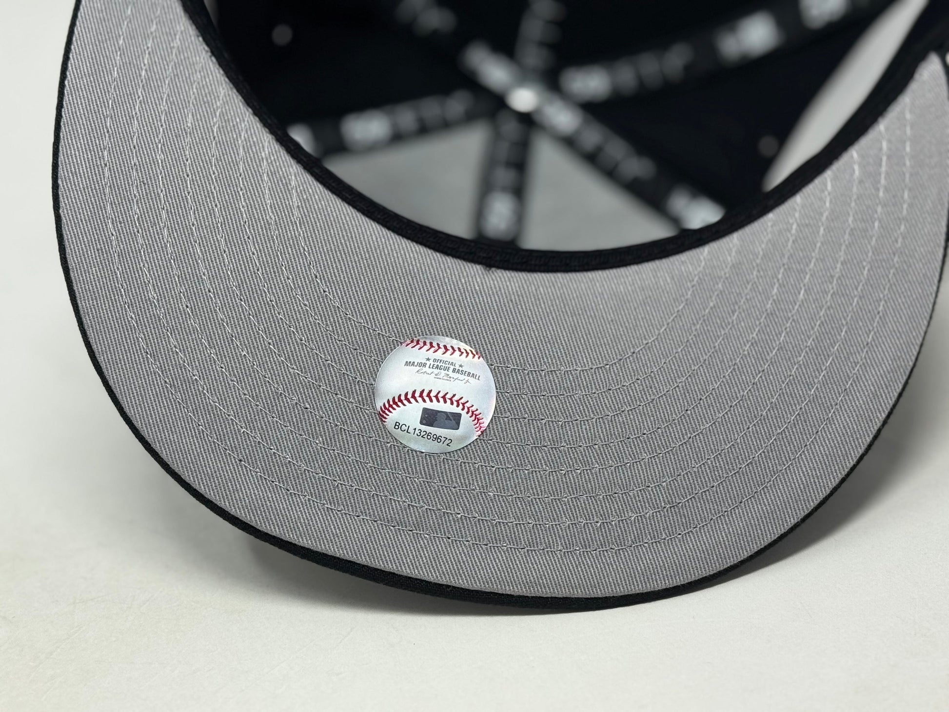 New York Yankees VS Mets Subway Series Fitted Hat-Black