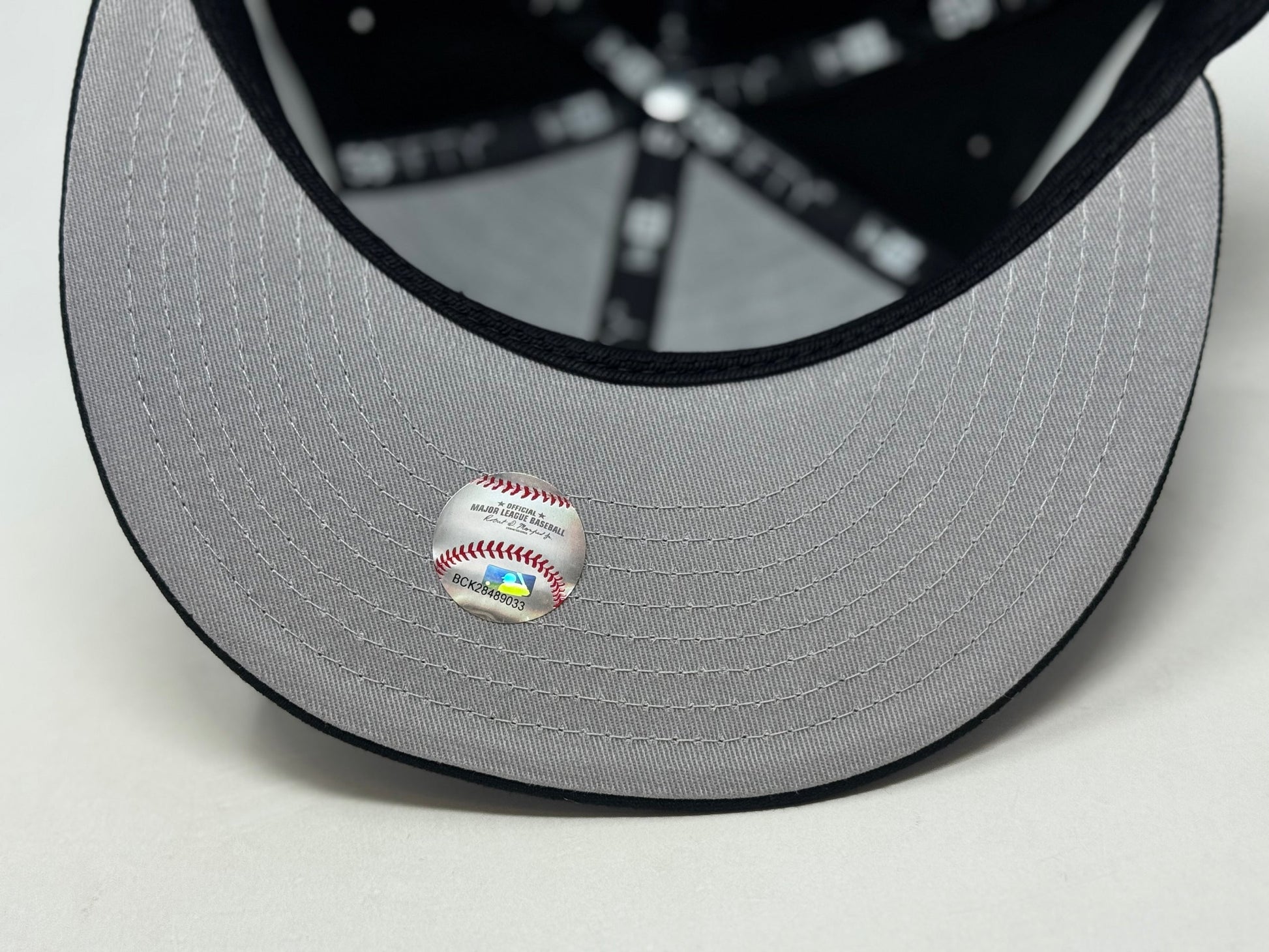 New York Mets Upside Down Logo to Match Jordan Rare Air 3