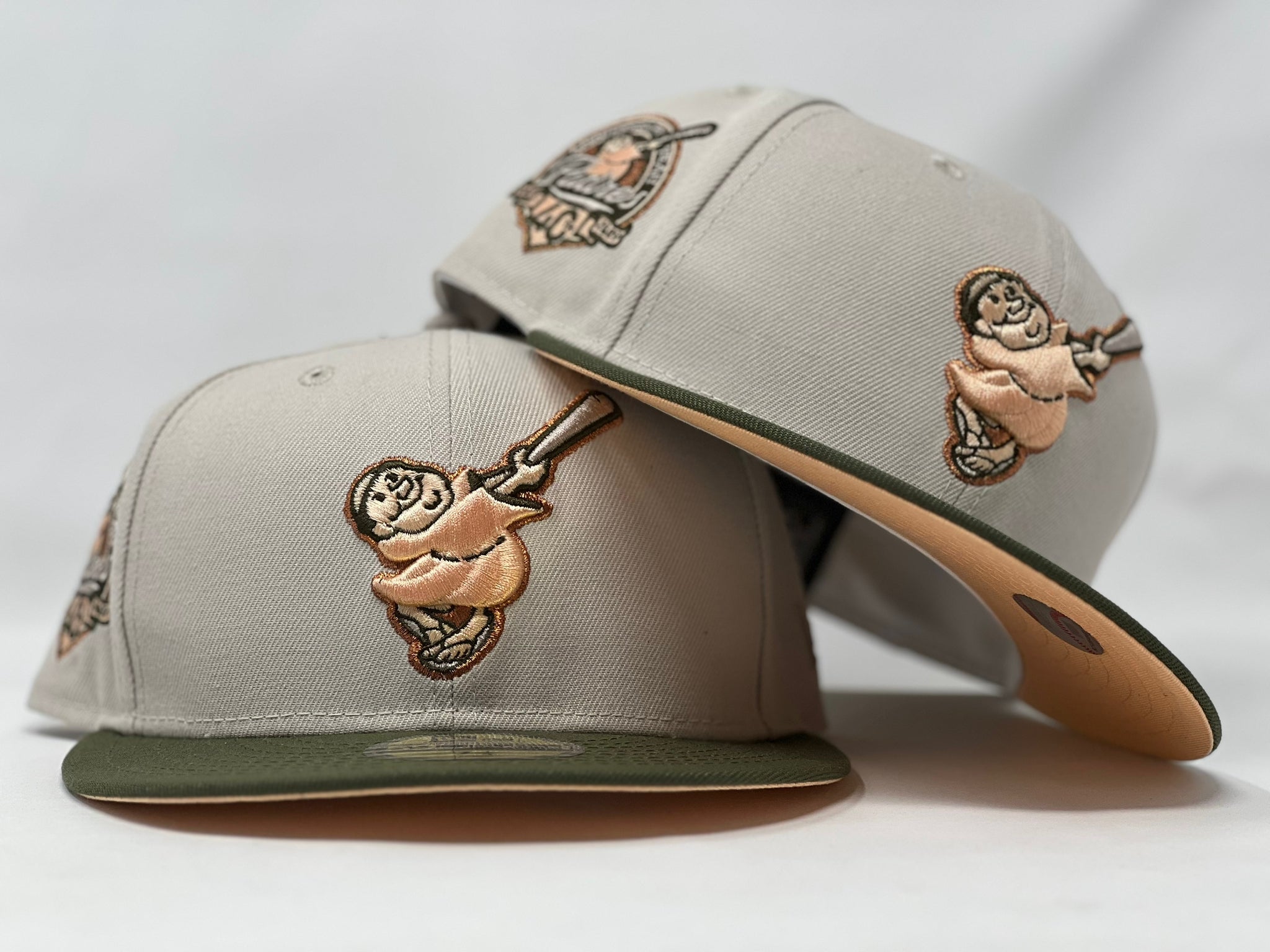 SAN DIEGO PADRES 40TH ANNIVERSARY STONE OLIVE VISOR PEACH BRIM NEW ERA FITTED HAT