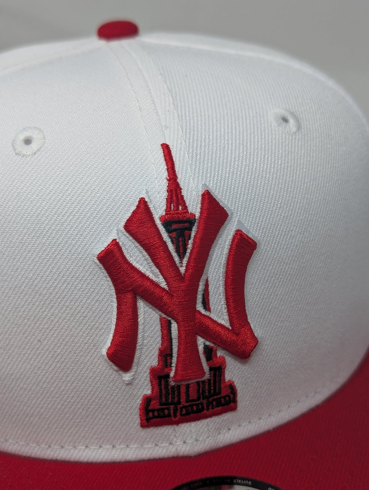 New York Yankees Empire State Prime Edition 1996 World Series Snapback Hats